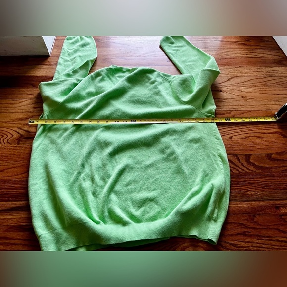 Polo Ralph Lauren Men's Large Bright Green Pima Cotton V-Neck Sweater - Picture 6 of 8